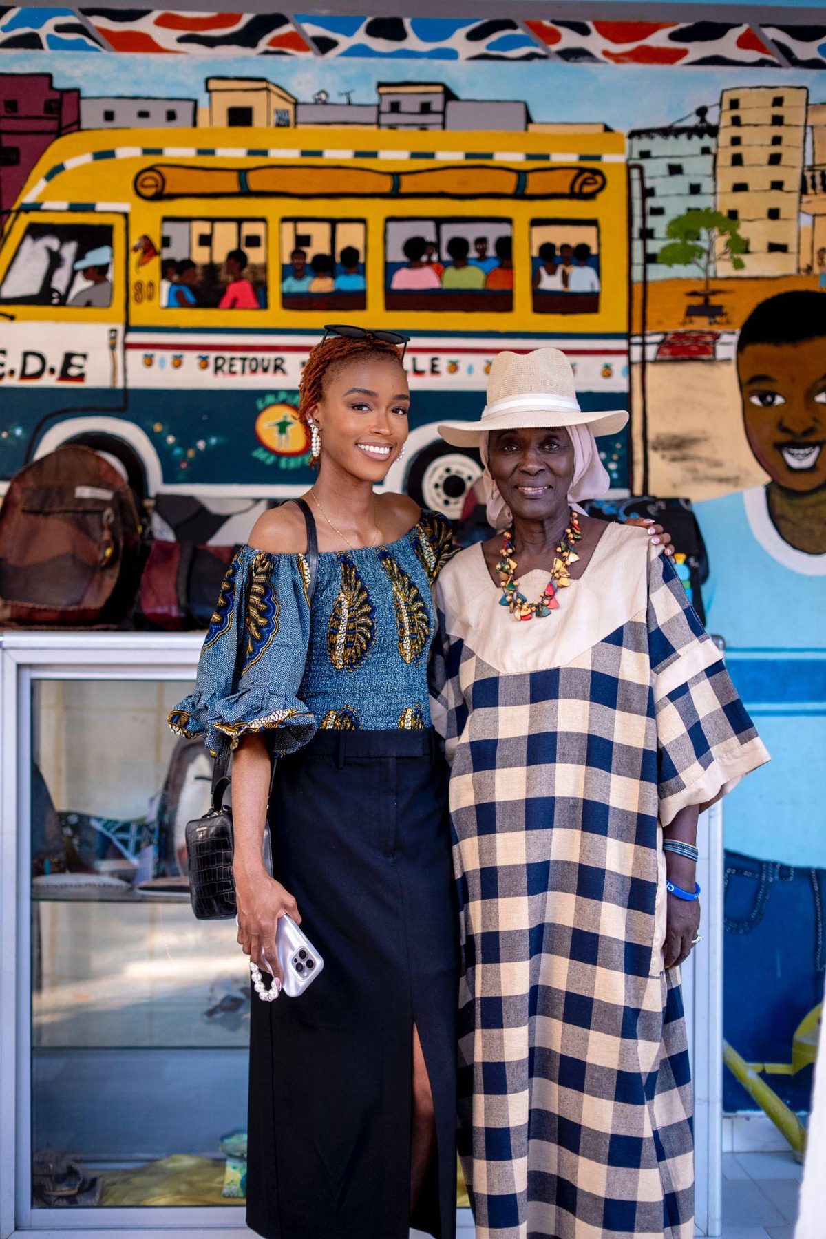 Maman Anta, fondatrice d'Empire des Enfants, avec Claire Simada Aeschimann